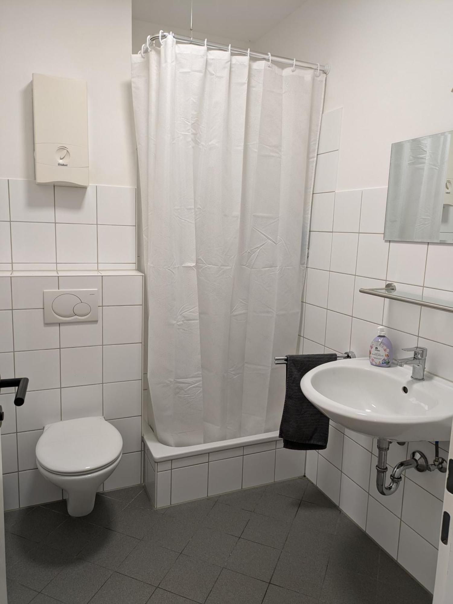 Interaktiv Appartements In Ratingen - Duesseldorferstrasse المظهر الخارجي الصورة